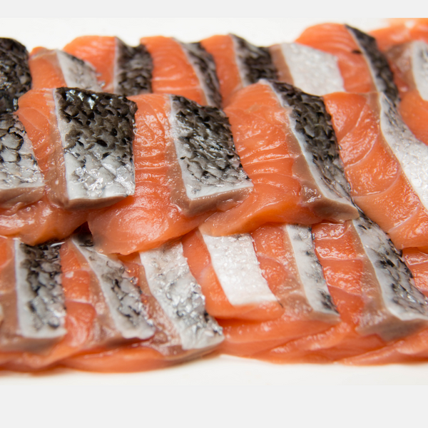 Sliced Salmon Fillet Skin On (200-250g)
