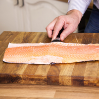 Salmon Fillet Skin Off ( Appx. 1.2-1.6kg )